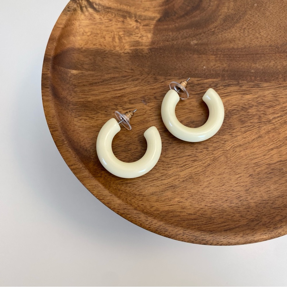 4/$15 White Acrylic Hoop Earrings